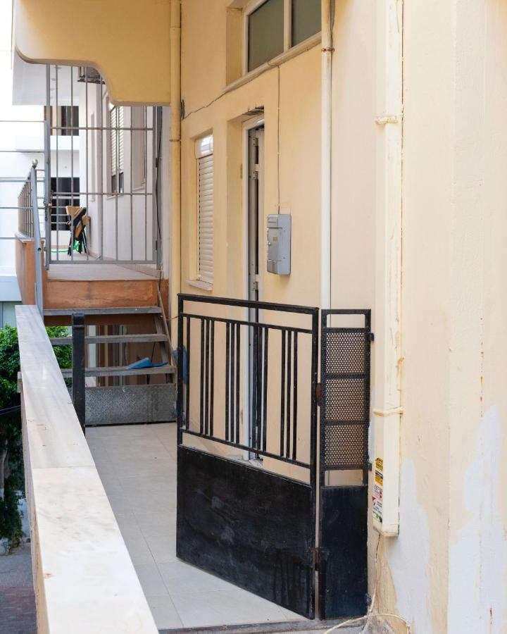 Lovely Sea View Apartment At The Heart Of The Town Ierapetra  Exterior photo